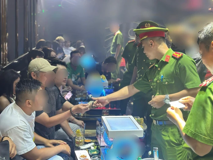 Cảnh báo ma túy thế hệ mới mang vỏ bọc "nước vui”, “đồ chill”, “đồ ăn tiệc”